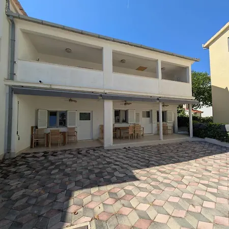 At Frapa Casa vacanze Rogoznica (Sibenik-Knin)