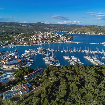 At Frapa Rogoznica (Sibenik-Knin)
