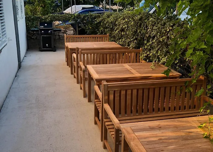 At Frapa * Рогозница