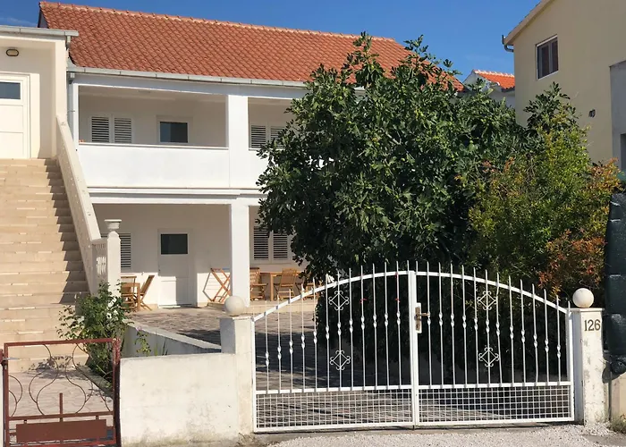 Дом отдыха At Frapa *