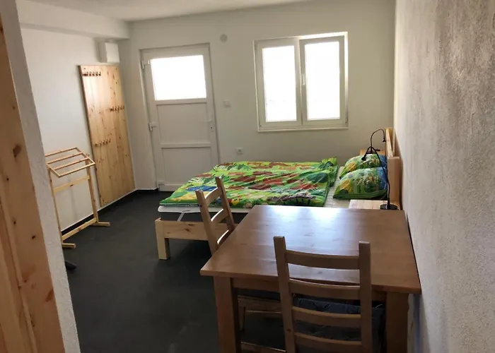 At Frapa Дом отдыха Рогозница